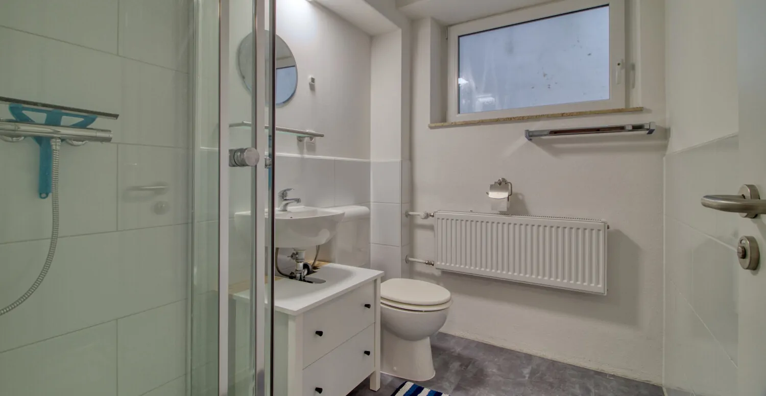 Gäste-Bad im UG