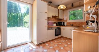 von_poll_real_estate_property_25042008_image_8