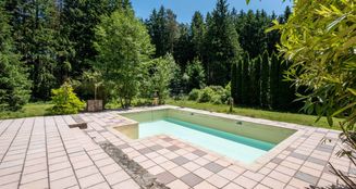 von_poll_real_estate_property_25042008_image_3