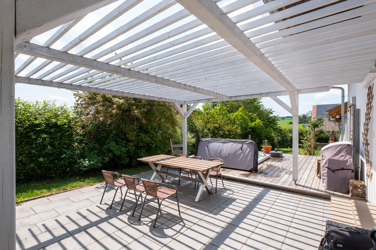 Überdachte Terrasse
