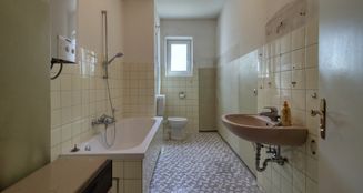 von_poll_real_estate_property_25042014_image_10