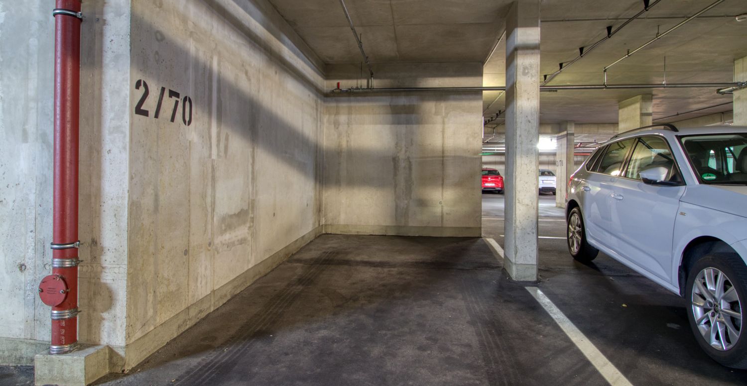 Tiefgaragenstellplatz
