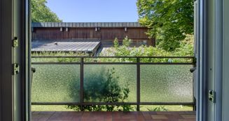 von_poll_real_estate_property_25042014_image_7