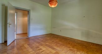 von_poll_real_estate_property_25042014_image_6