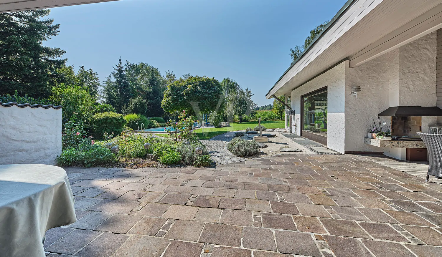 Terrasse mit Freisitz