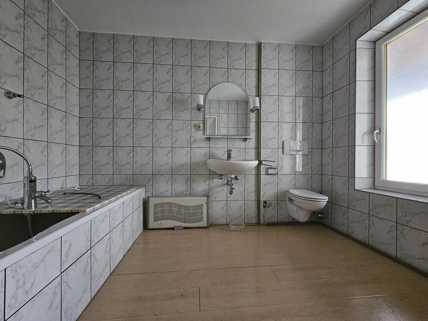 Bad 2.OG Wohnhausanbau