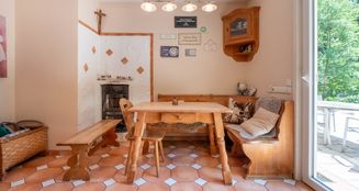 von_poll_real_estate_property_25042017_image_9