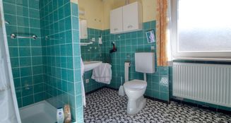 von_poll_real_estate_property_25042018_image_11