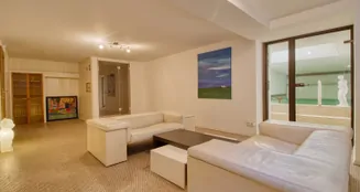 von_poll_real_estate_property_25042022_image_13