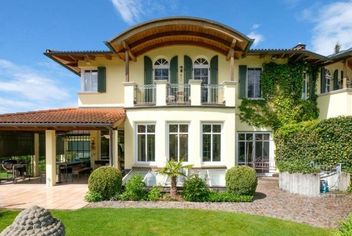 von Poll Immobilien GmbH