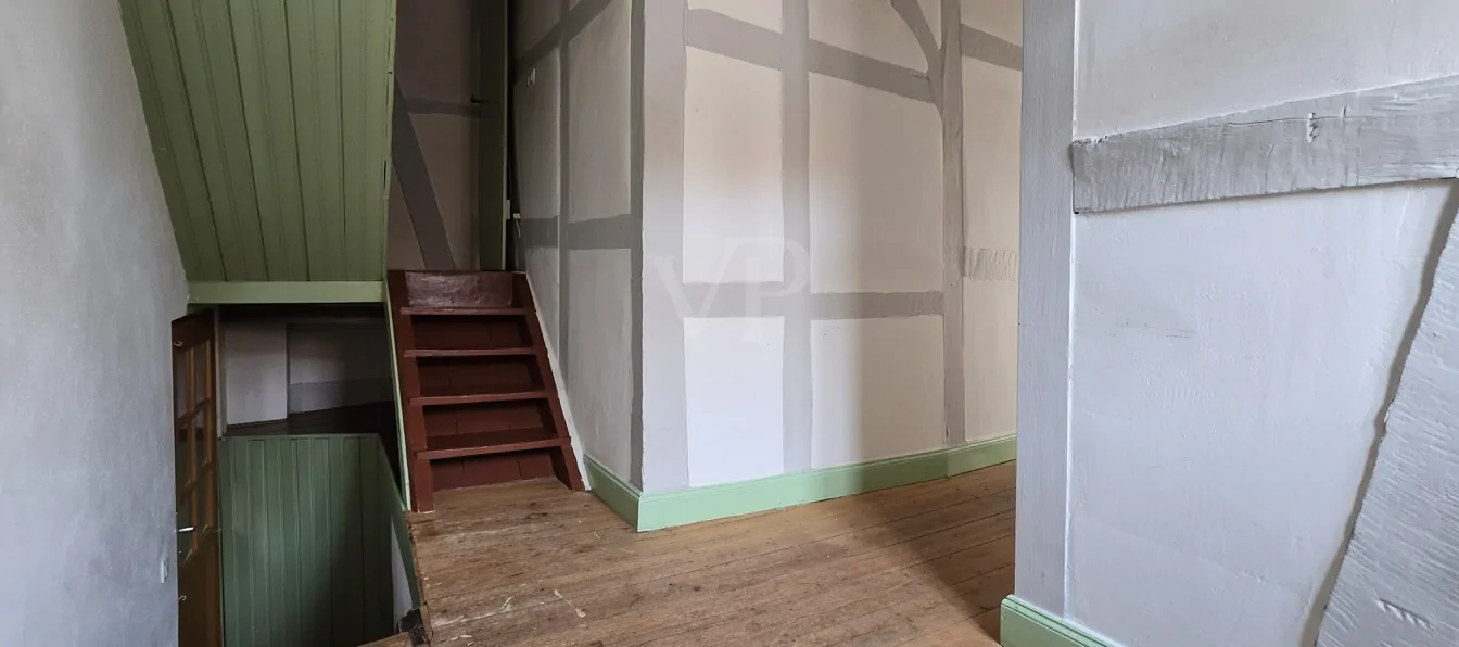 Eingang und Aufgang zum Dachgeschoss