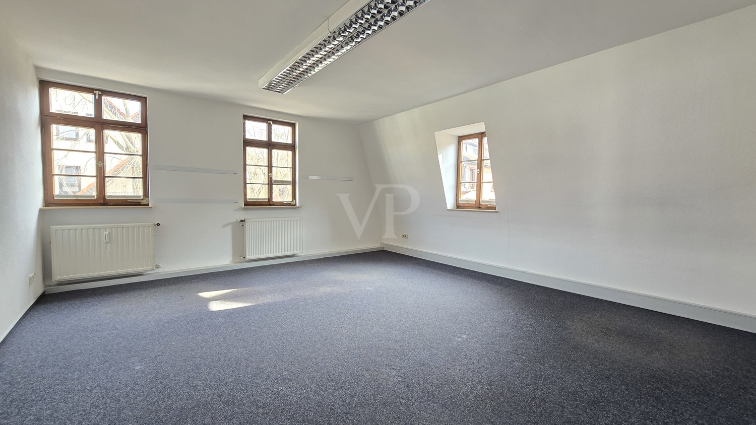 Büro 2 im Dachgeschoss ca. 22 m²