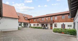 von_poll_real_estate_property_25145247_image_12