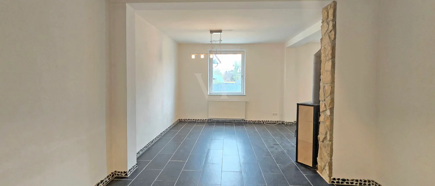 großzügiges Wohn- und Esszimmer