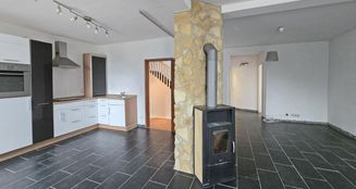 von_poll_real_estate_property_25145239_image_0
