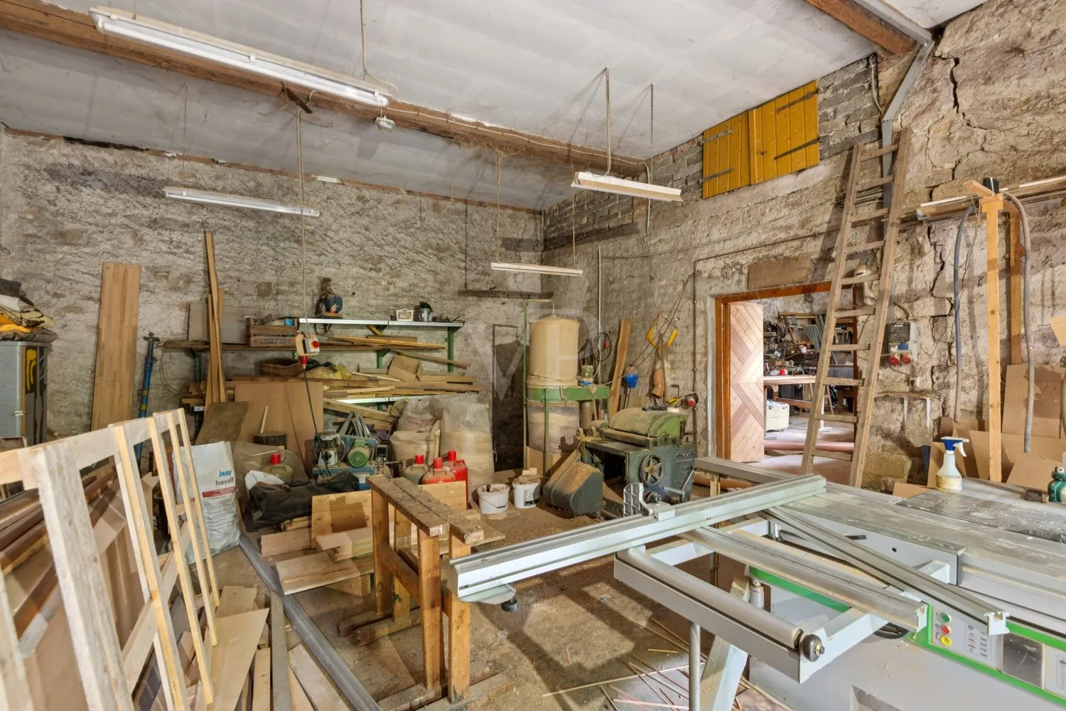 Scheune mit Werkstatt und Ausbauflächen