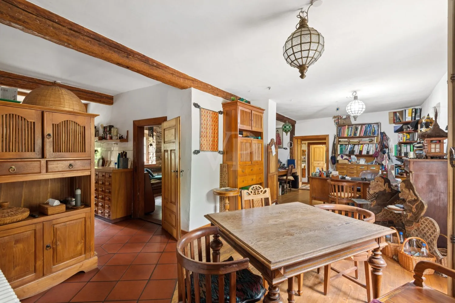 Ess- und Arbeitsbereich im Haupthaus