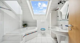 von_poll_real_estate_property_25145266_image_18