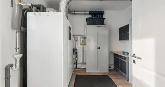 von_poll_real_estate_property_25145258_image_13