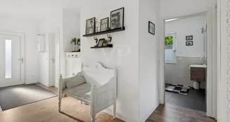 von_poll_real_estate_property_25145258_image_2