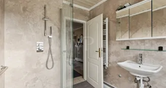 von_poll_real_estate_property_25145269_image_3