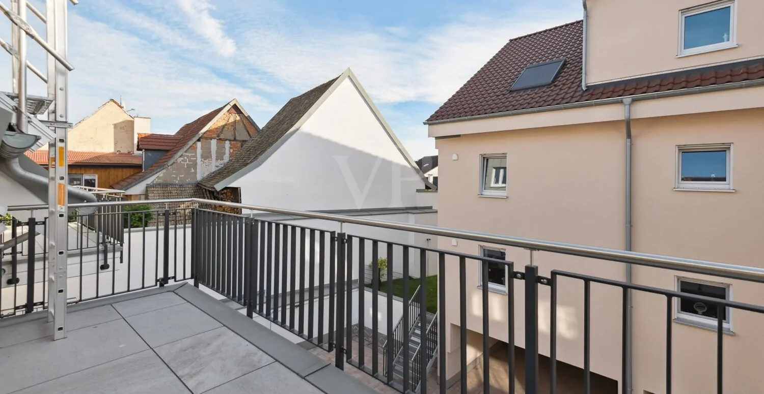 südlich ausgerichteter Balkon