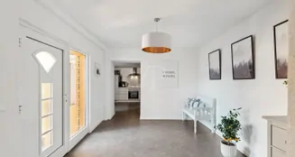 von_poll_real_estate_property_26145272_image_2