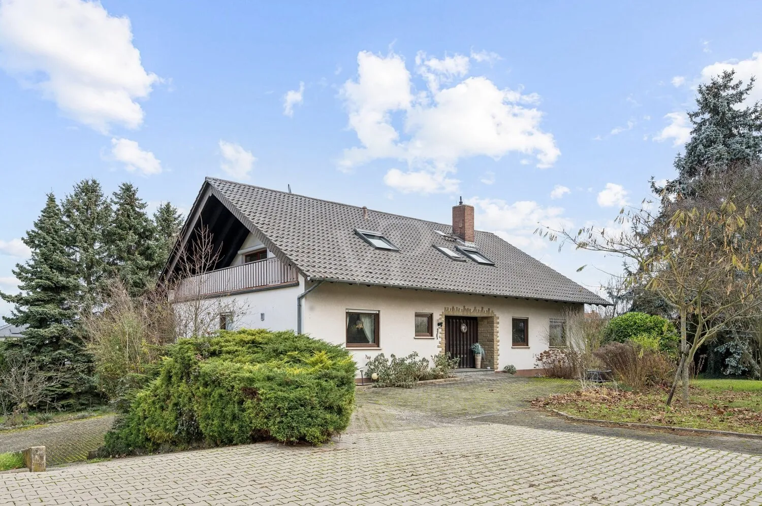 Vorderansicht Wohnhaus