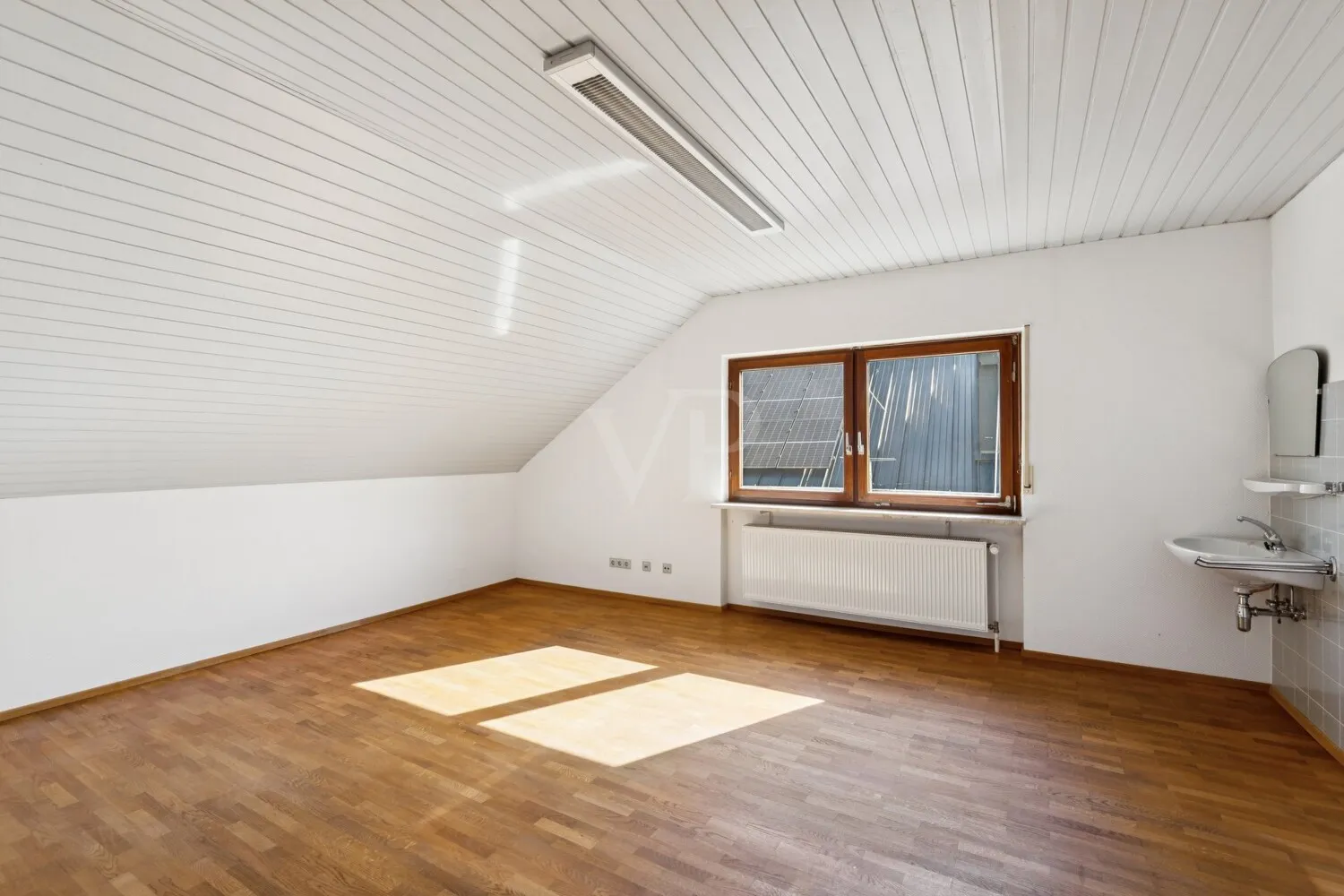 Schlafzimmer 4
