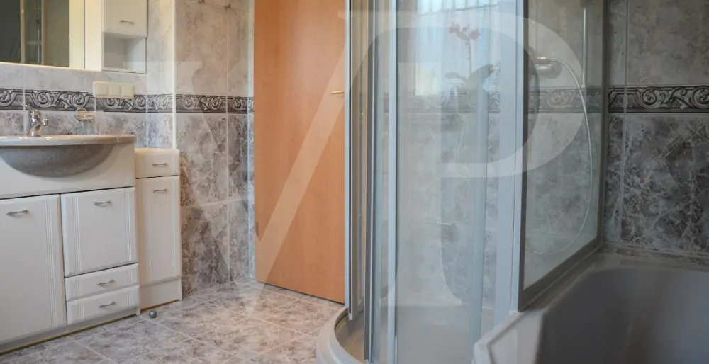 Dusch- und Wannenbad