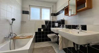 von_poll_real_estate_property_23141052e_image_6