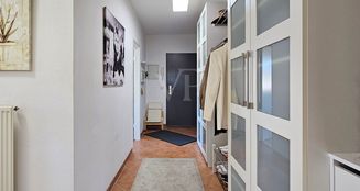 von_poll_real_estate_property_23141052e_image_4
