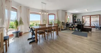 von_poll_real_estate_property_25141036a_image_1