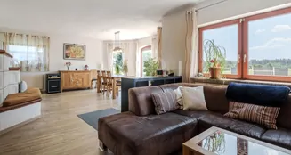 von_poll_real_estate_property_25141036a_image_0