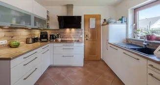 von_poll_real_estate_property_25141036a_image_3