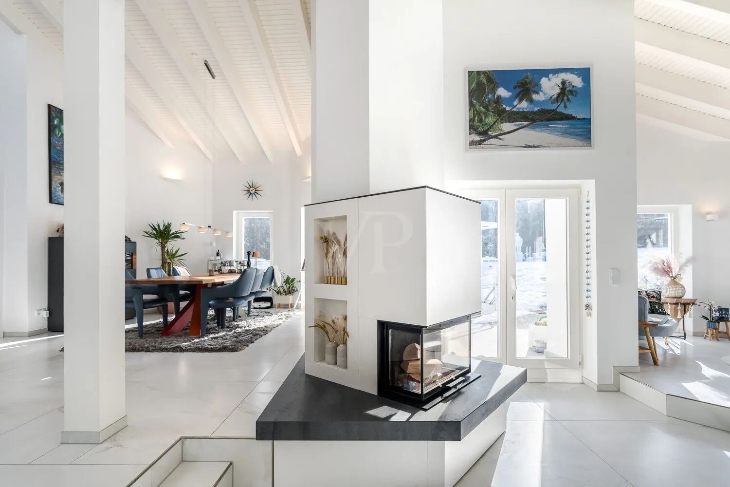 Eleganter Designkamin
