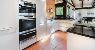 von_poll_real_estate_property_25141052_image_1