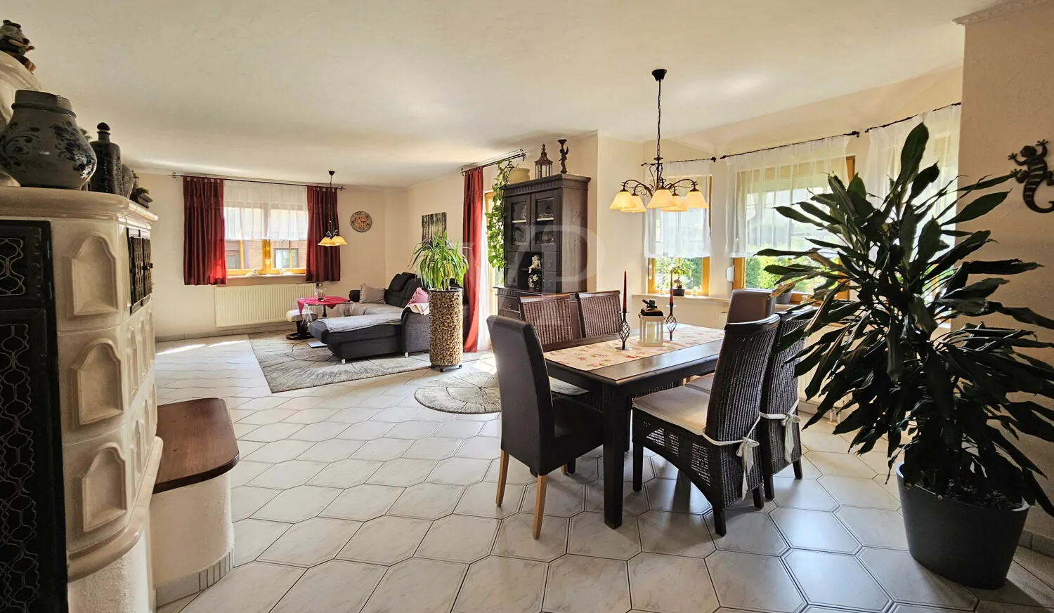 Offener Wohn-Essbereich