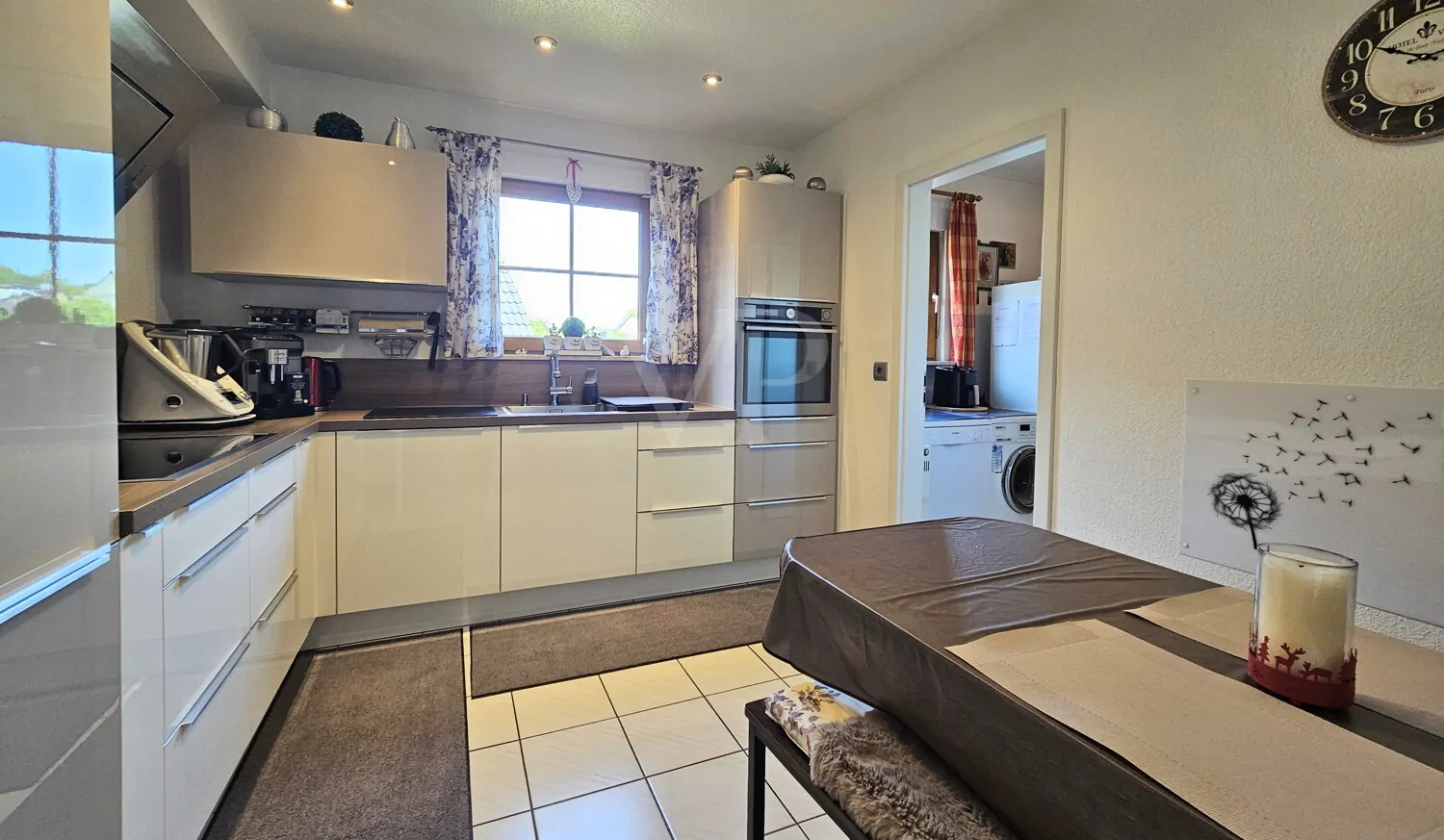 Moderne Einbauküche