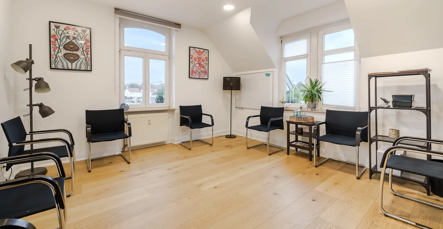 Geräumiges Zimmer 4 OG