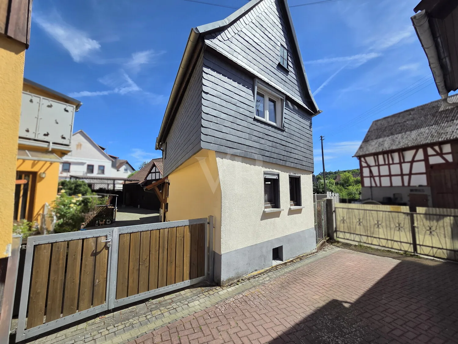 Straßenansicht