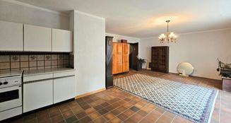von_poll_real_estate_property_25141029_image_12