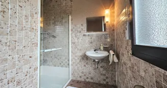 von_poll_real_estate_property_25141029a_image_7