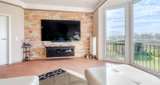 von_poll_real_estate_property_25141061_image_12