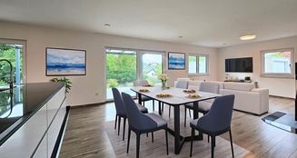 von_poll_real_estate_property_25141010c_image_1