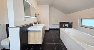 von_poll_real_estate_property_25141010c_image_12