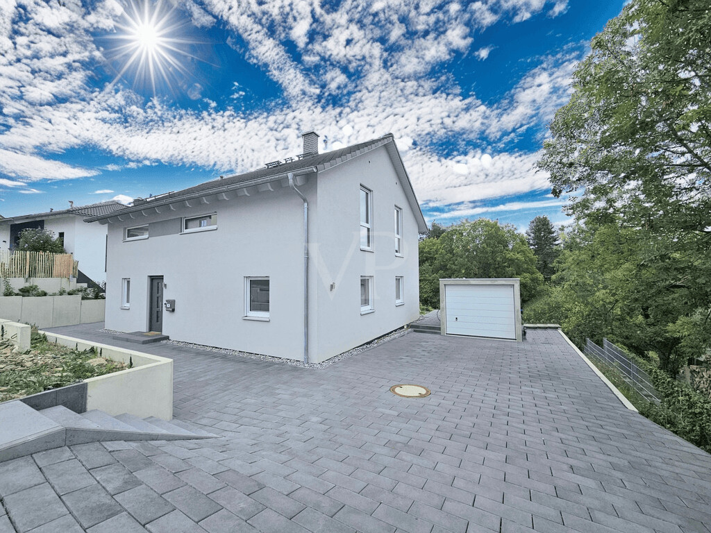 Vorderansicht des Hauses