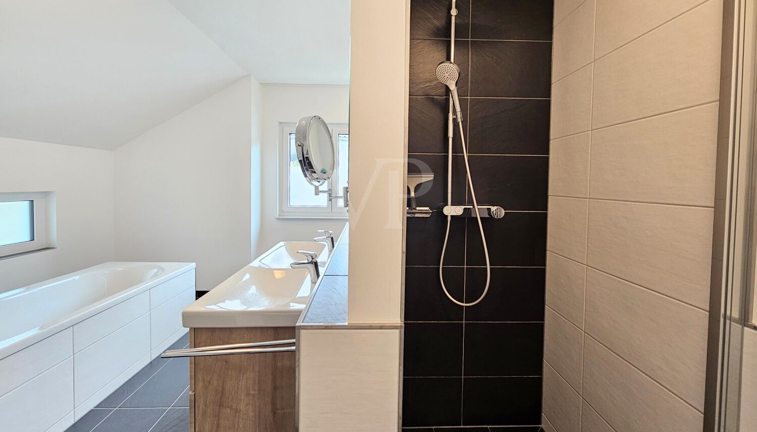 Bodentiefe Dusche im Masterbad