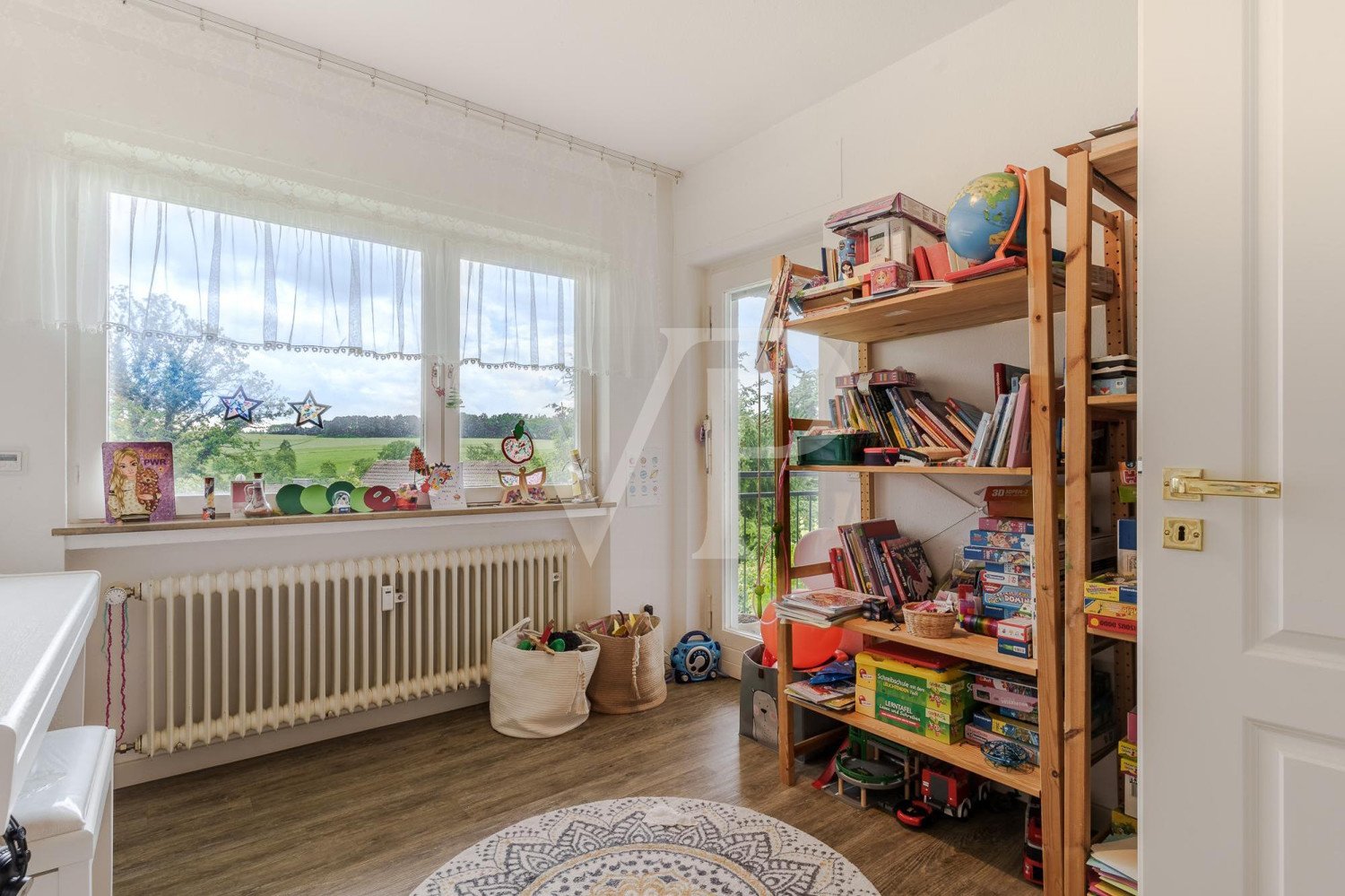 Kinderspielzimmer im EG