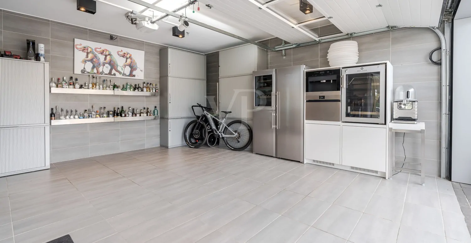 Als Partyraum nutzbare Garage